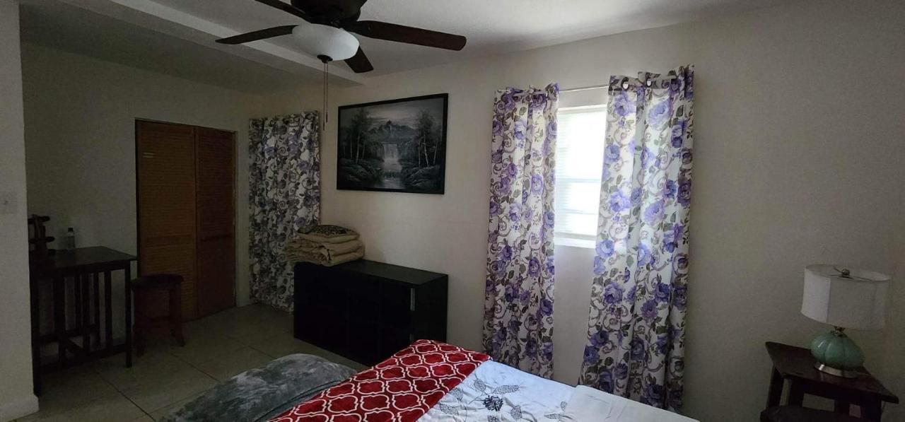 Leo Guest House Голливуд Экстерьер фото